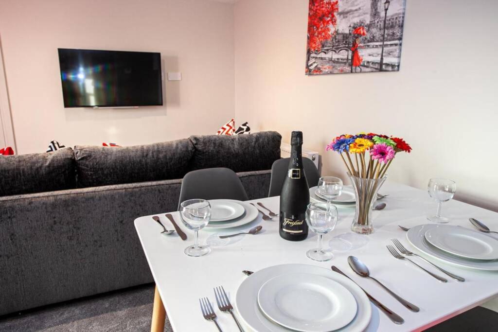 Fabulous Newly Refurbished Apartment - Great Links บิวรี่ ภายนอก รูปภาพ